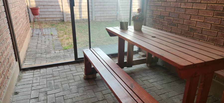 3 Bedroom Property for Sale in Waterval East North West